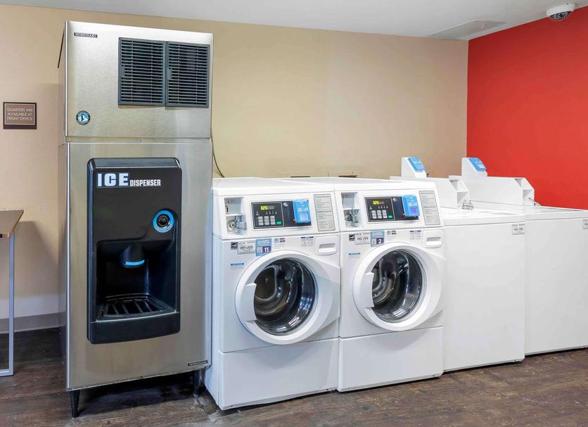 Laundry facility Photo