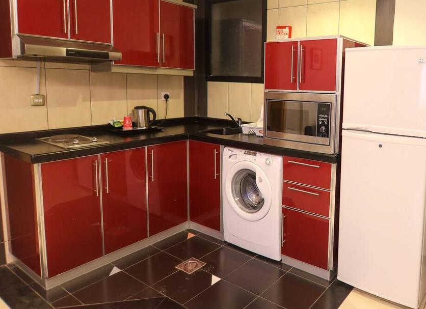 Kitchen Photo