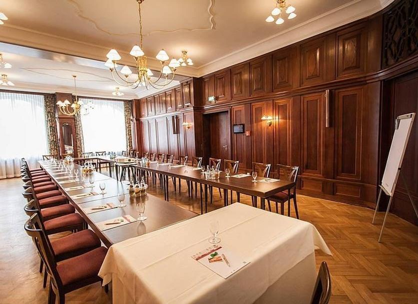 Conference room Photo