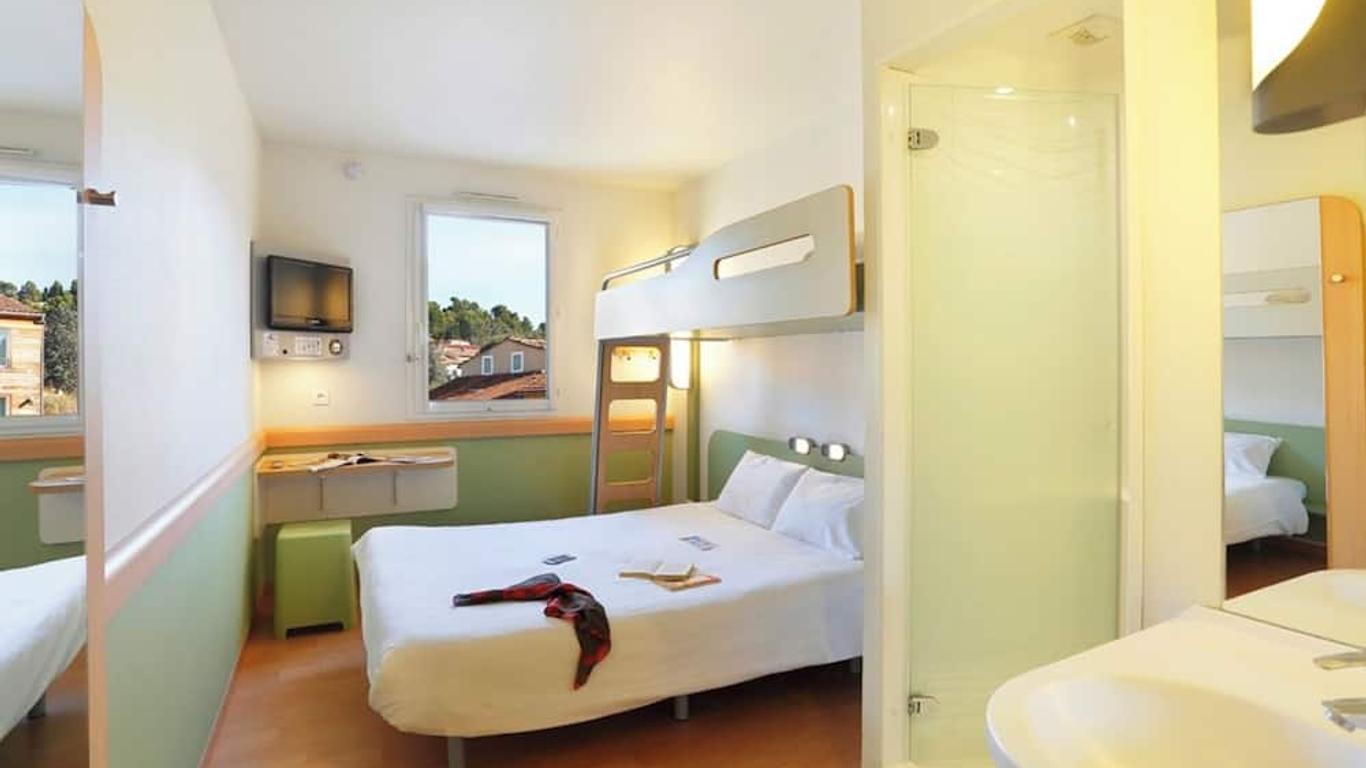 First Inn Hotel