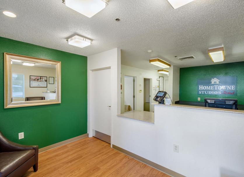 Front desk Photo