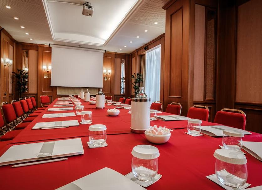 Conference room Photo