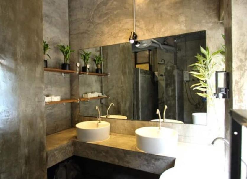 Bathroom Photo