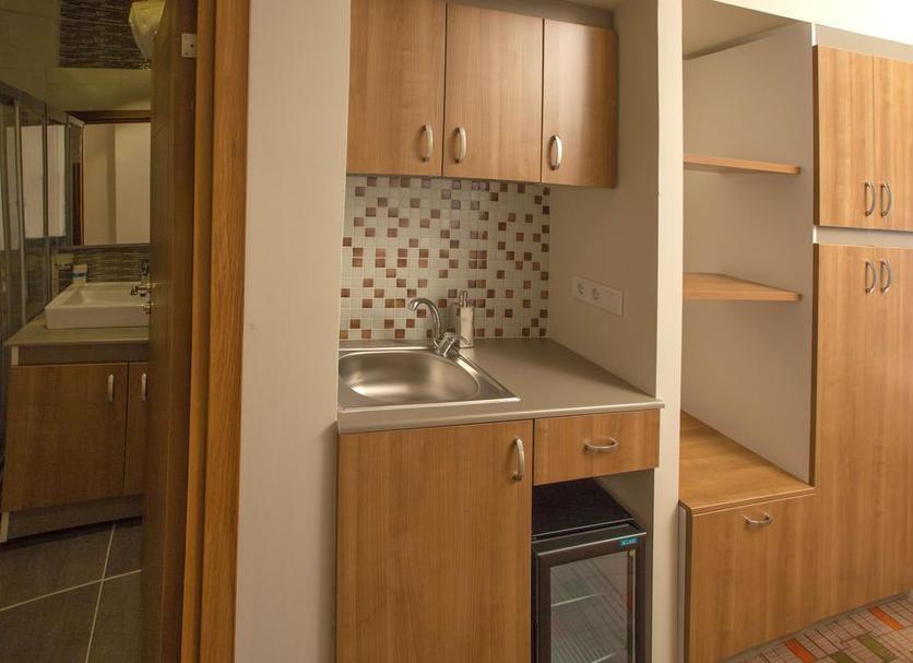 Kitchen Photo