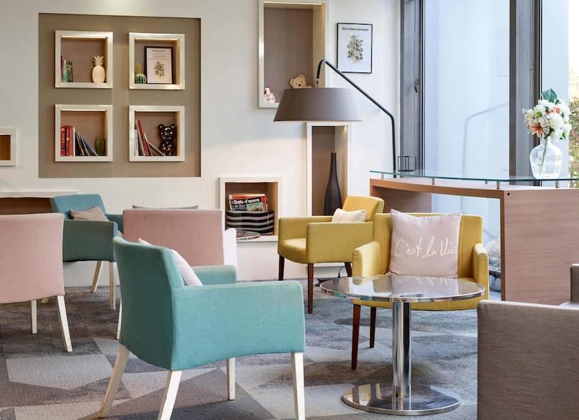 Lounge Photo