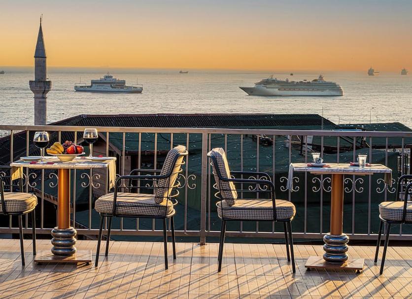 Balcony Photo