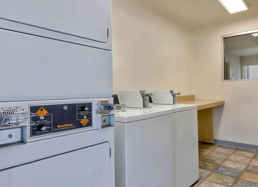 Laundry facility Photo