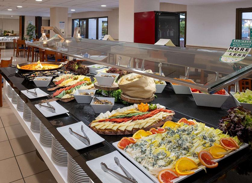 Buffet Photo