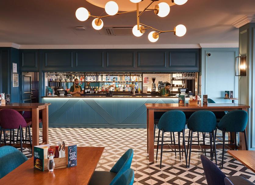 Bar Photo