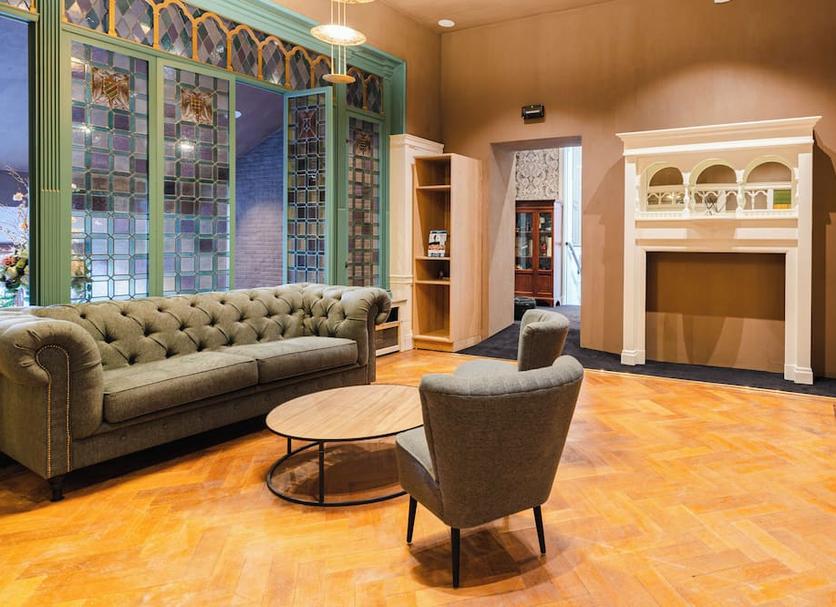 Lobby Photo