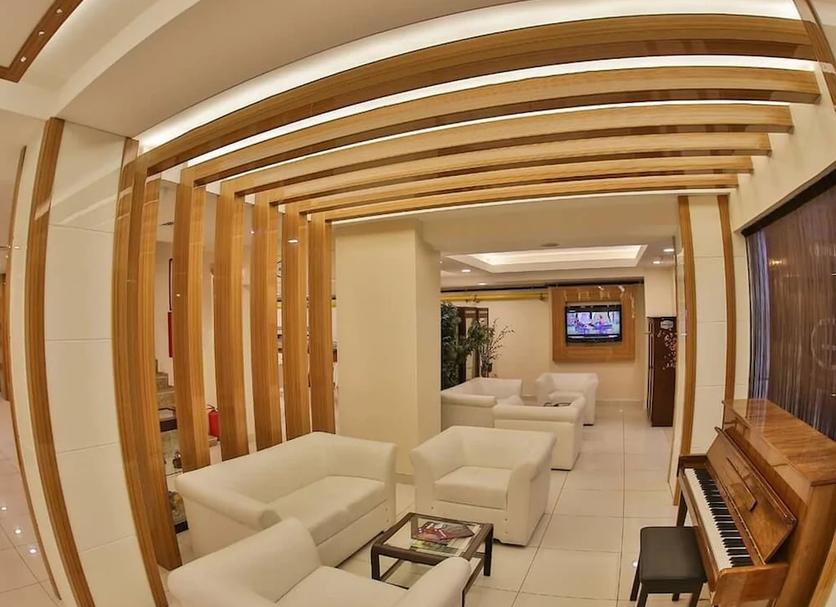 Lounge Photo