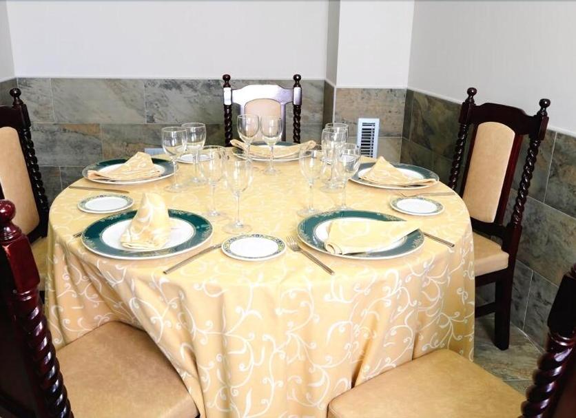 Dining room Photo