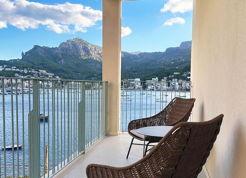 Balcony Photo