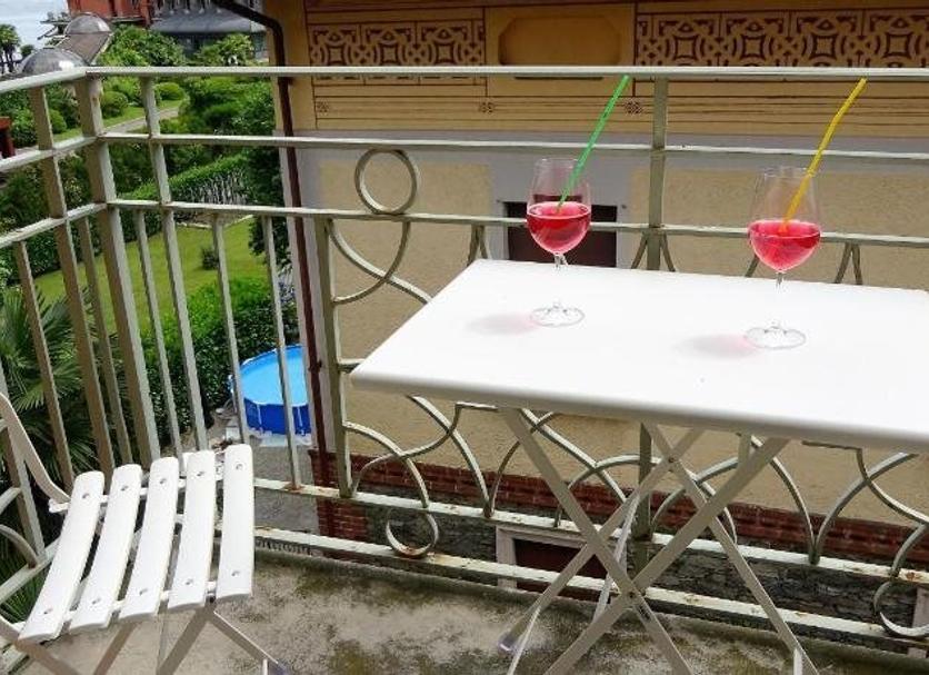 Balcony Photo