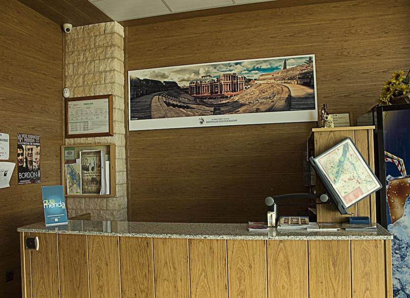 Front desk Photo
