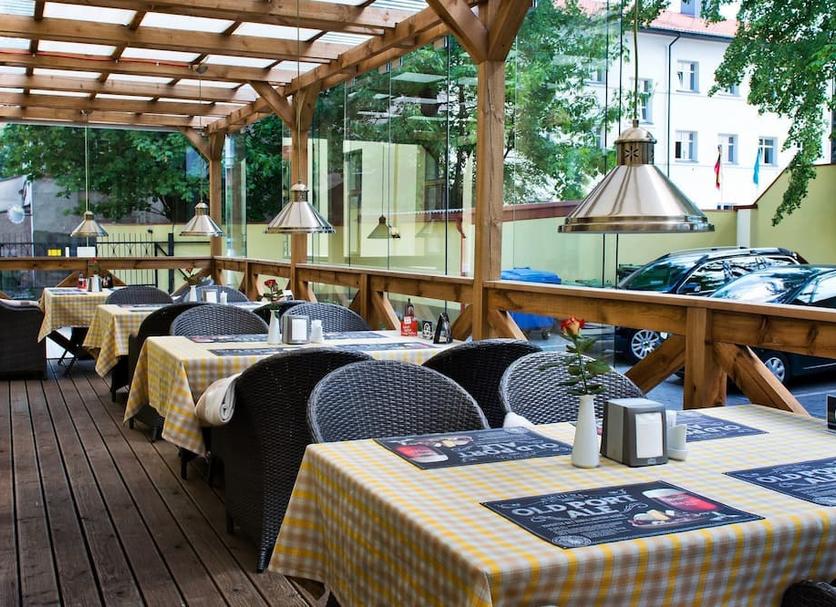 Restaurant Photo