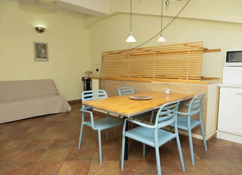 Dining room Photo
