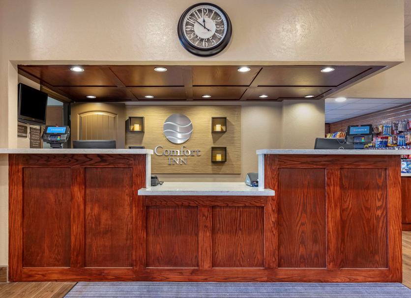 Front desk Photo