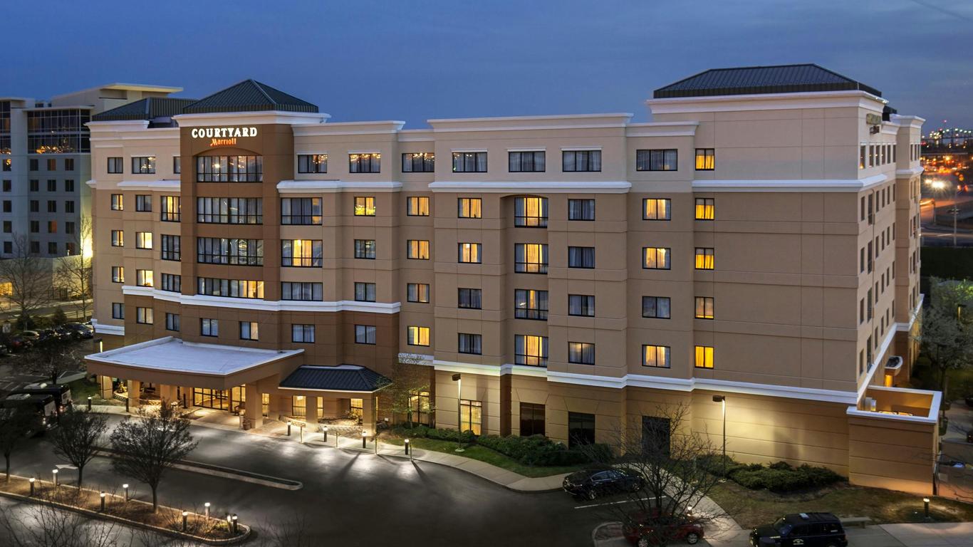 Courtyard by Marriott Newark Elizabeth