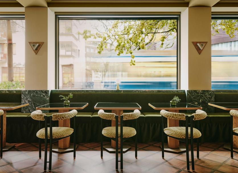 Restaurant Photo