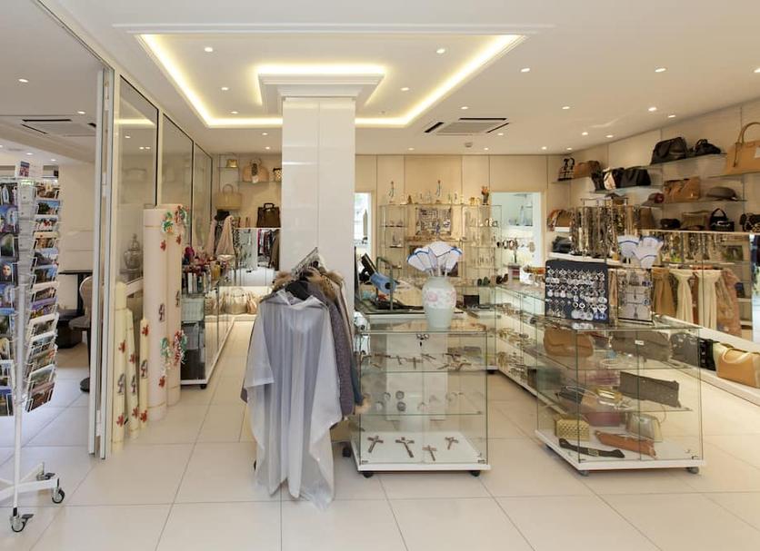 Shop Photo