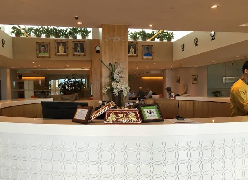 Front desk Photo