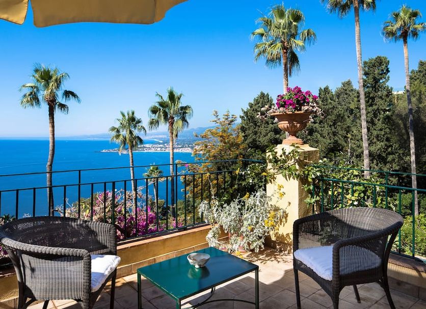 Balcony Photo