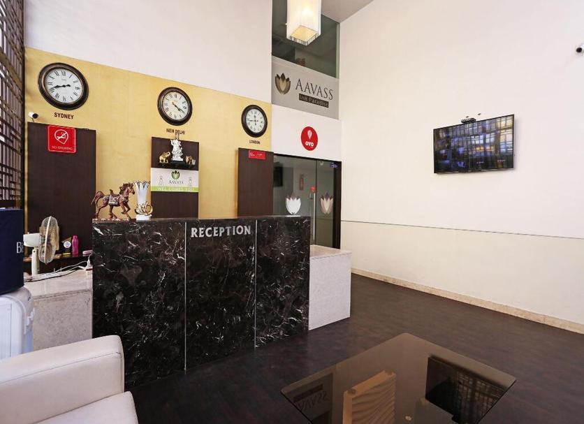 Front desk Photo