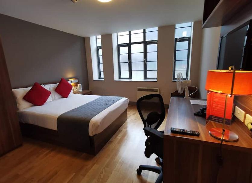 Bedroom Photo
