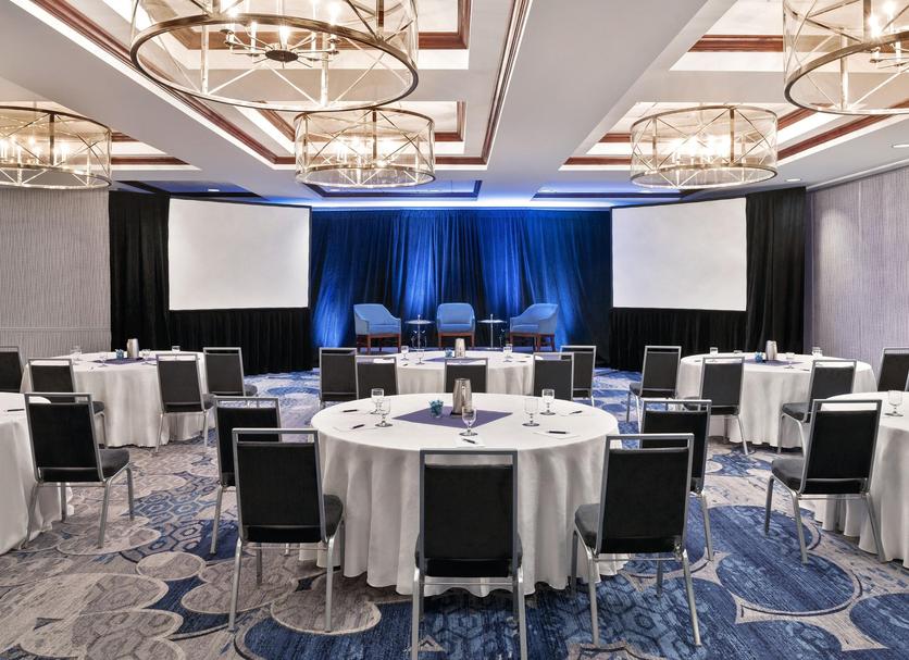 Banquet hall Photo
