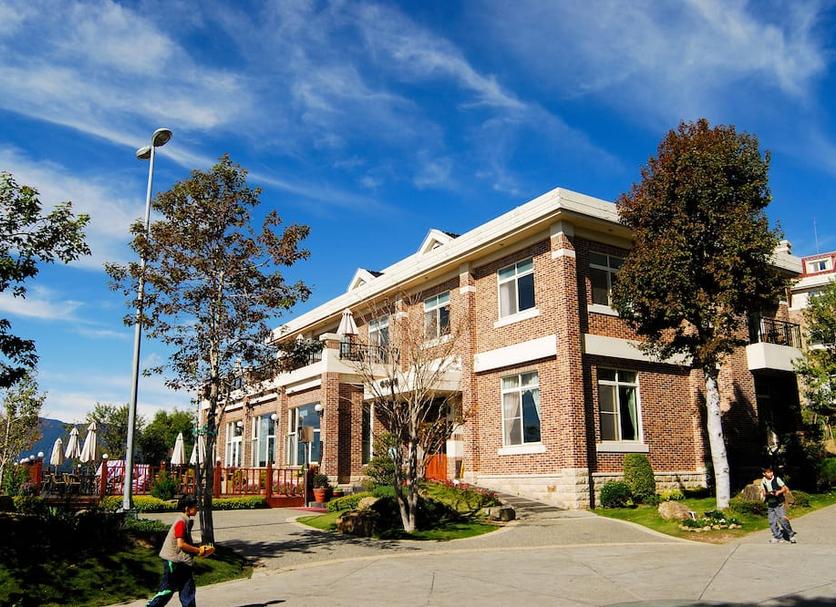 Building Photo