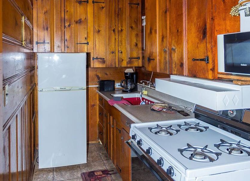 Kitchen Photo