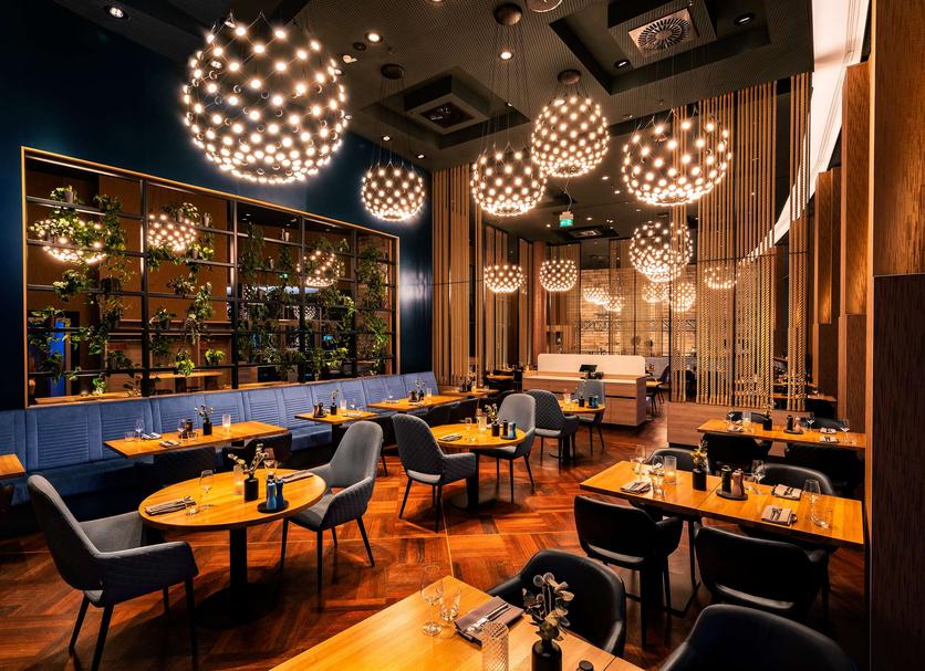 Restaurant Photo