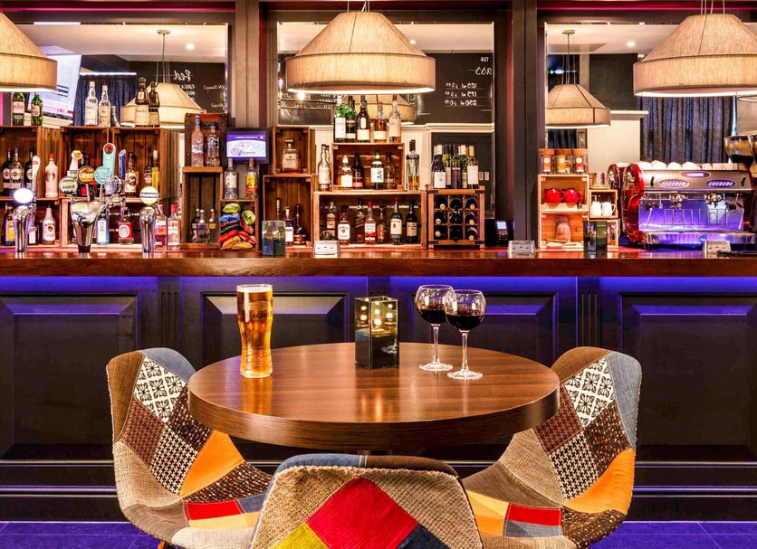 Bar Photo