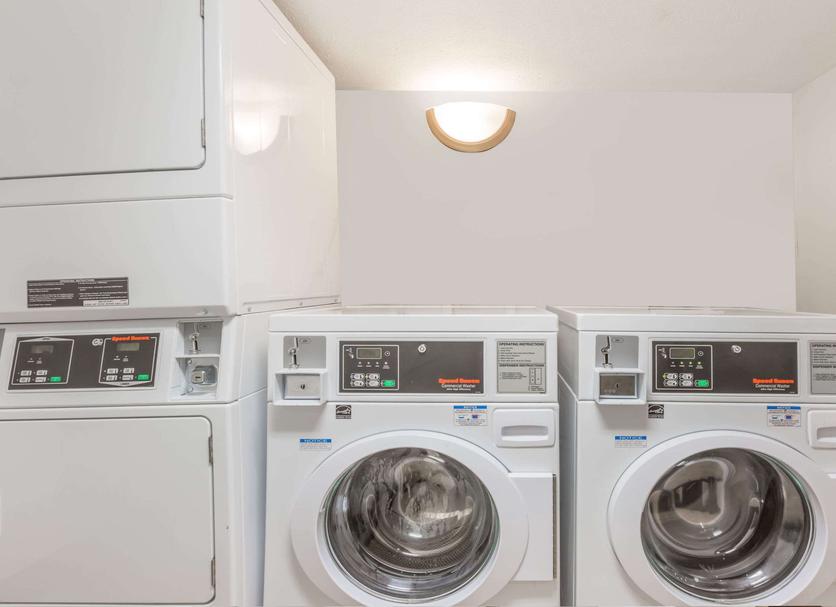 Laundry facility Photo