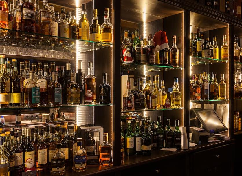 Bar Photo
