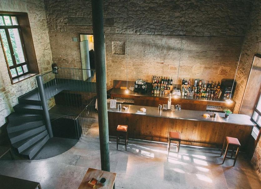 Bar Photo
