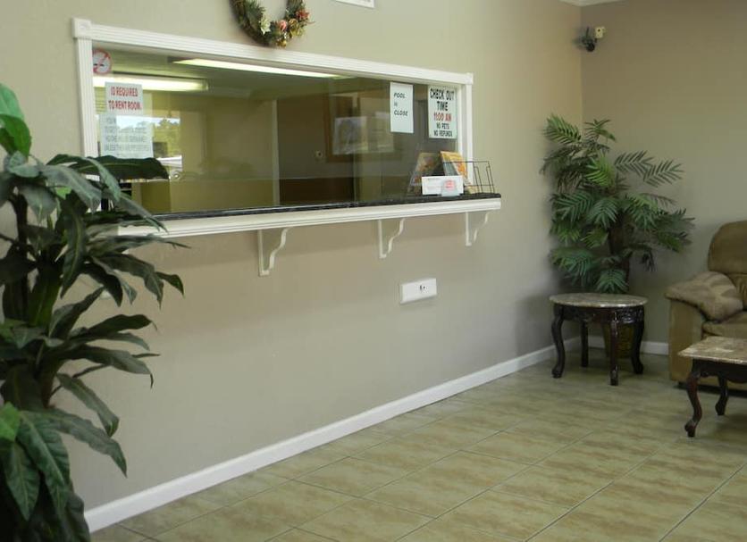 Front desk Photo