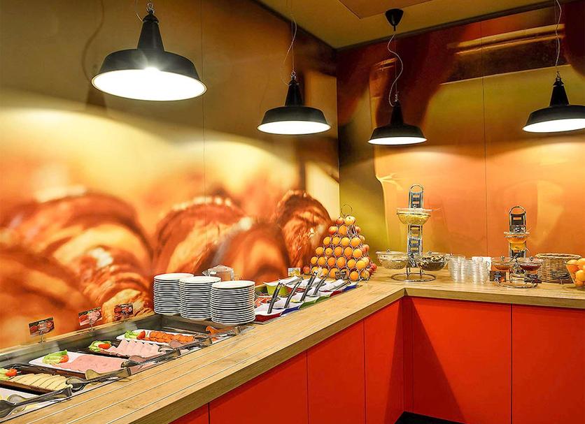 Buffet Photo