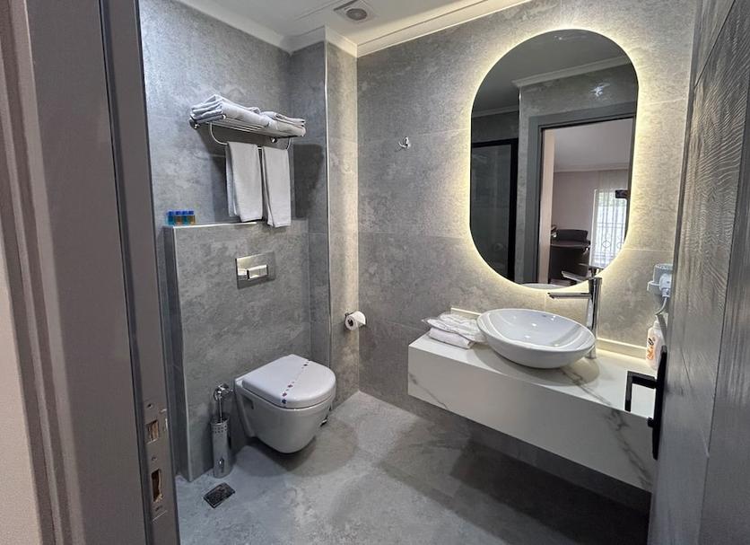 Bathroom Photo