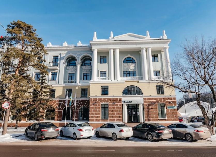 Building Photo