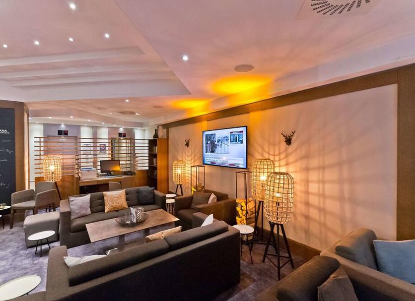 Lounge Photo