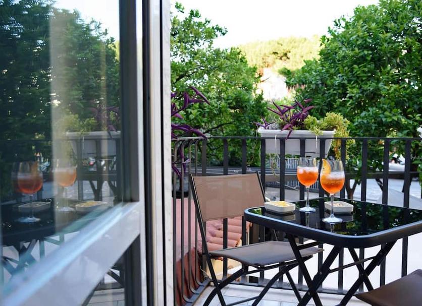 Balcony Photo