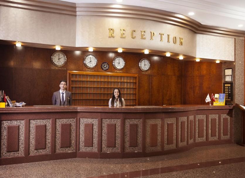 Front desk Photo