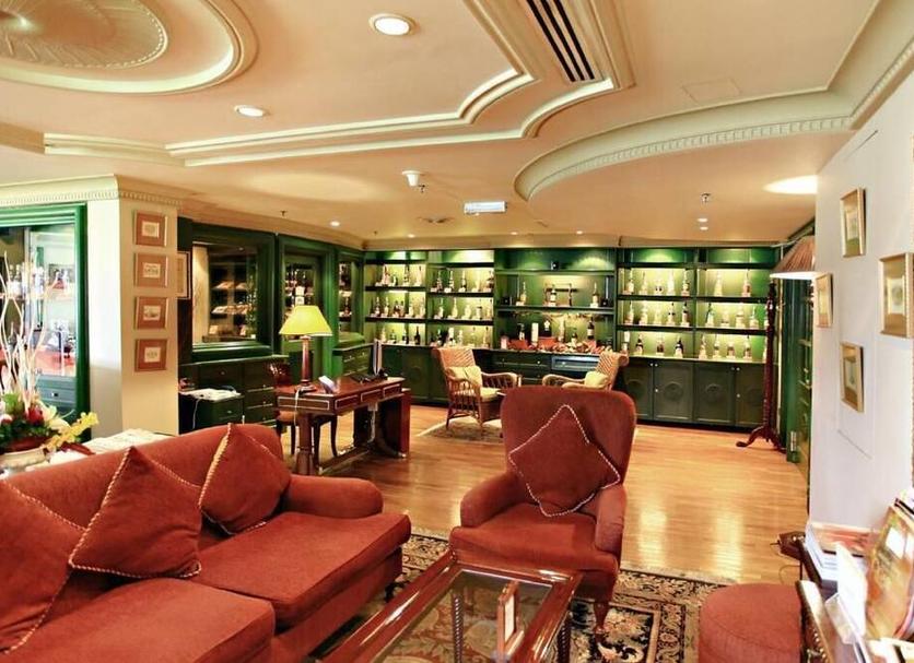 Lounge Photo