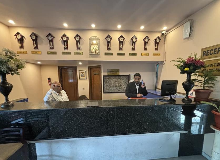 Front desk Photo