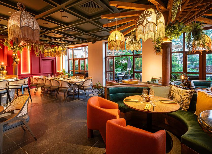 Restaurant Photo