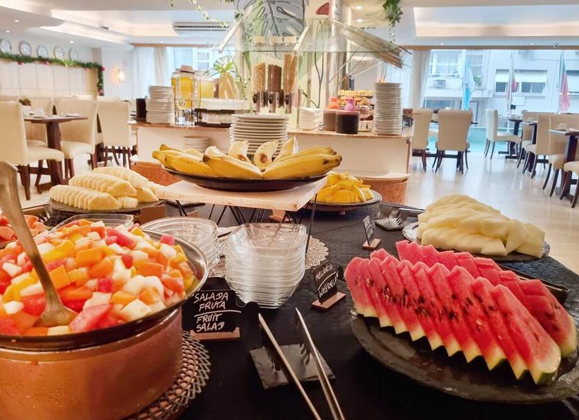 Buffet Photo