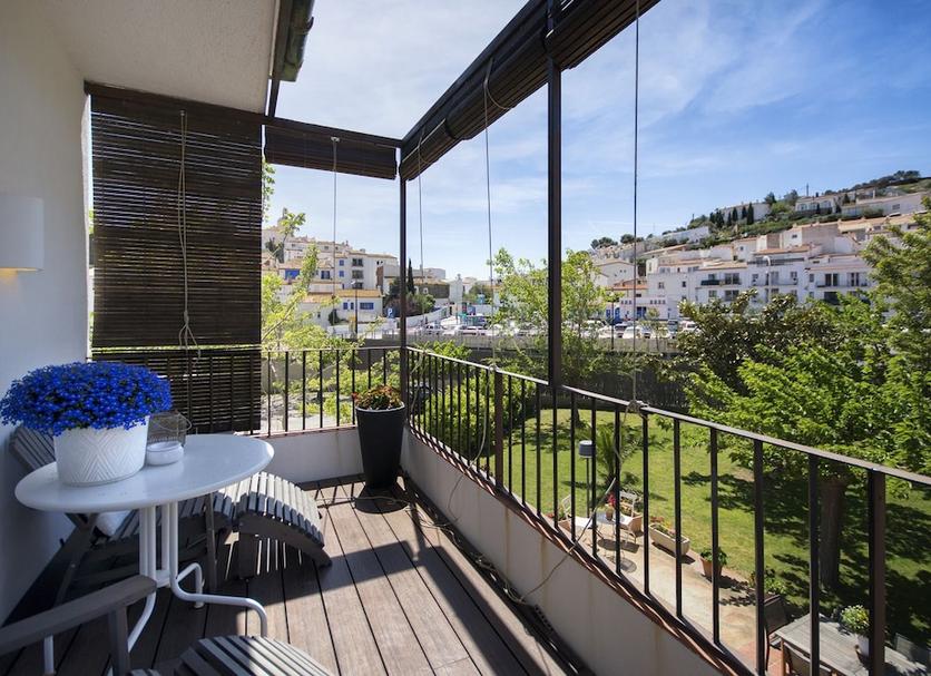 Balcony Photo