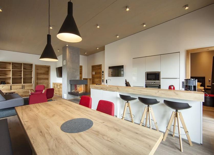 Dining room Photo